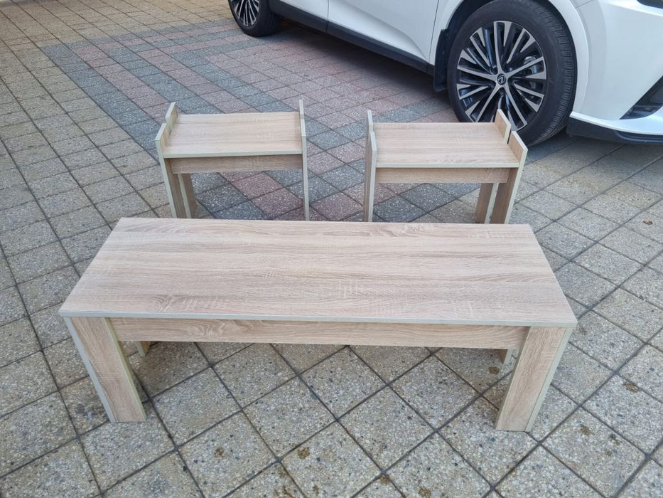 Скамейка и табуретки