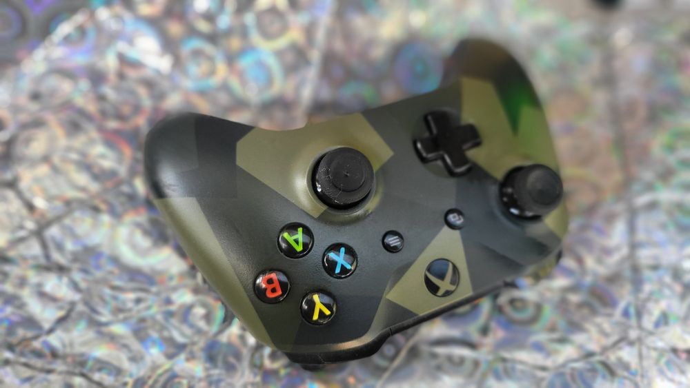 Лимитиран камофлажен контролер джойстик Xbox one series PC компютър