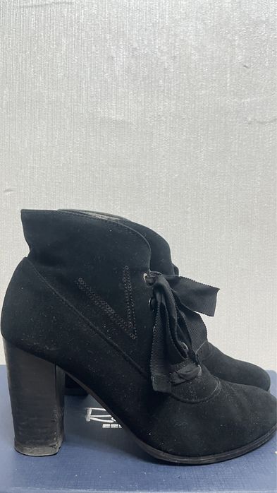 Продам сапоги-ботильоны весна