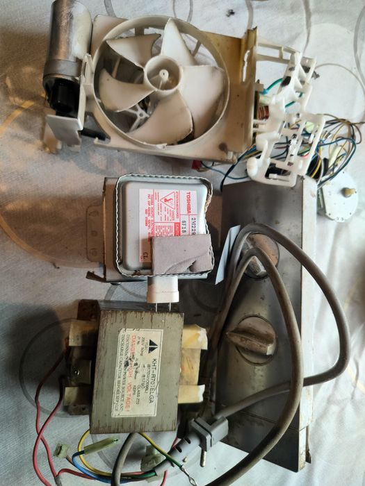 Продам запчасти от микроволн