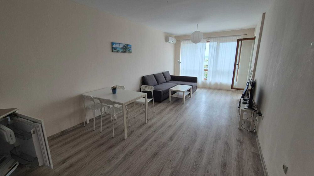 Продава се Двустаен апартамент в Варна, Аспарухово - 69 кв.м за 1197 €/кв.м - Снимка #1