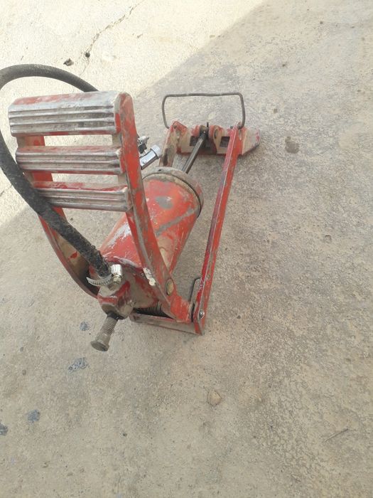 Насос сотилади..оёкда ишлатилади.