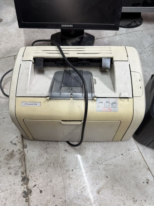 Продам процессора, мониторы, принтера! Все рабочее, лежит на складе