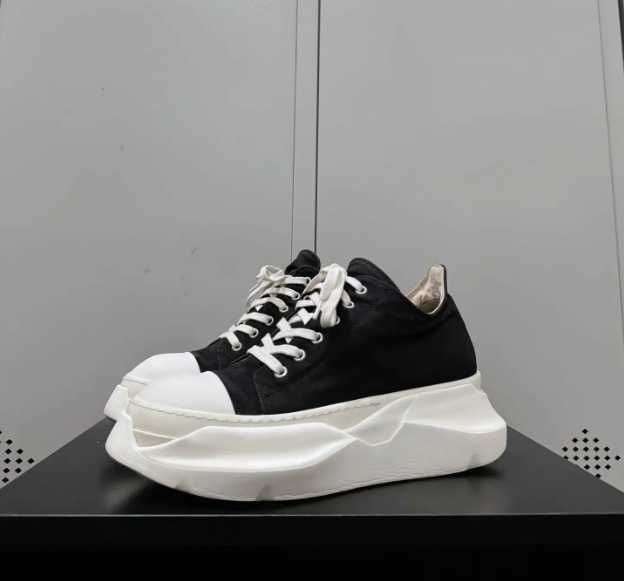 Rick Ownes Abstract Negru cu Alb Low