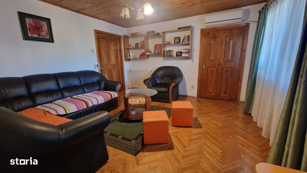 Casa De Vanzare