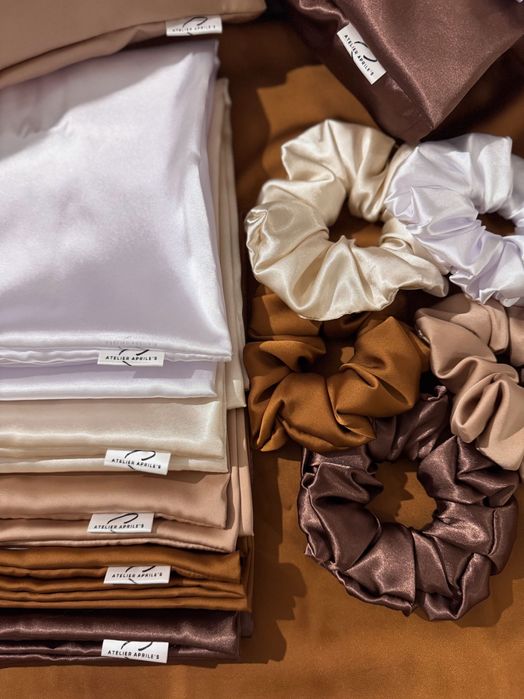 Копринен сатен кълъфка за възглавница и скрънч за коса