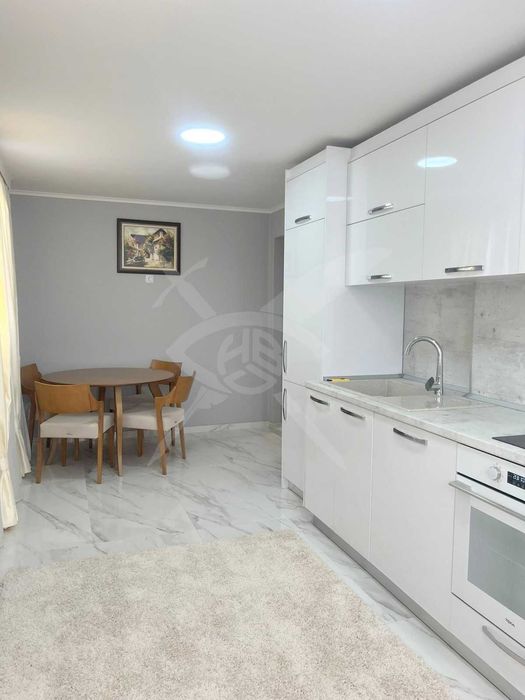Продава се Тристаен апартамент в Пловдив, Христо Смирненски - 135 кв.м за 1535 €/кв.м - Снимка #6