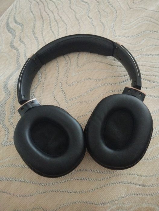 продам наушники JBL redmi AirPodc часы