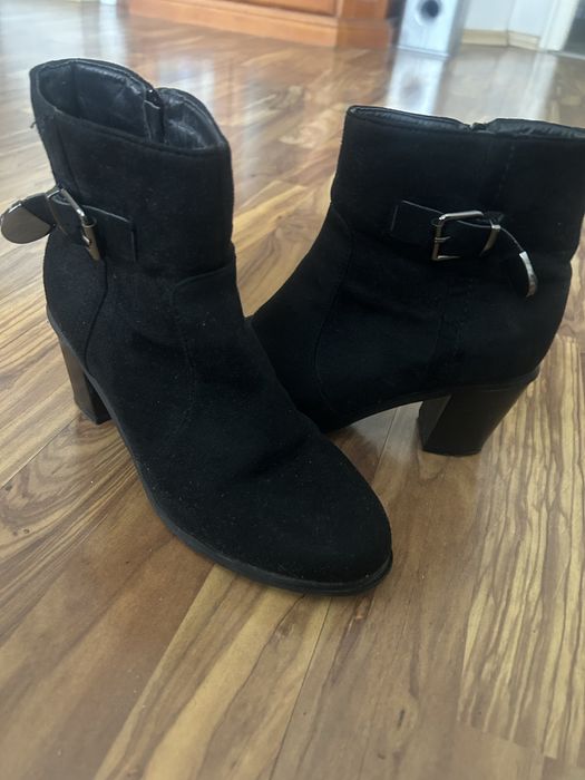 Боти естествен велур и кожа