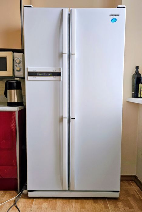 Холодильник Samsung RS20CCSV