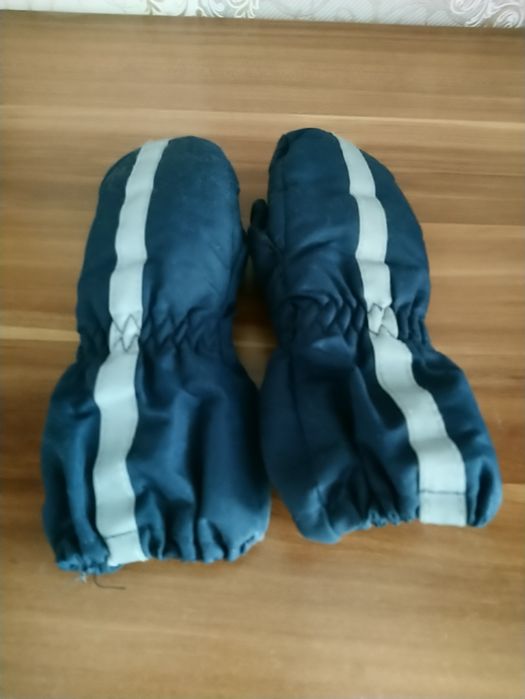 Продам детские варежки