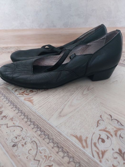 Туфли для танцев.