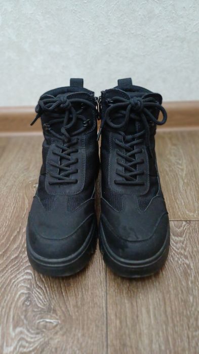 Продам обувь на осень и весну