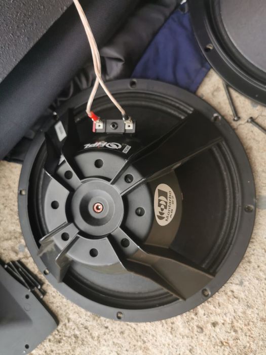 Vand doua boxe Dynacord VL212