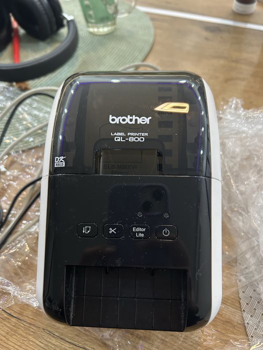 Професионален етикетен принтер