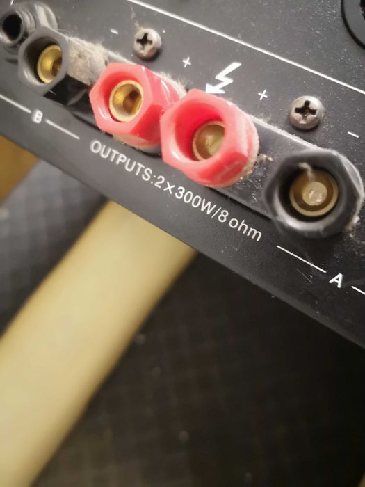 Домашен Мощен усилвател