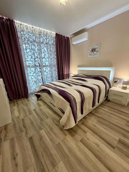 Дава се под наем Двустаен апартамент в Бургас, Братя Миладинови - 84 кв.м за 1047.03 € - Снимка #5