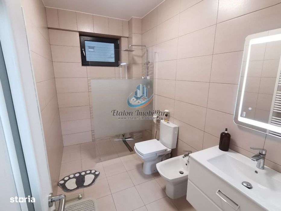 Apartament 2 camere, semidecomandat etaj 2, 69 mp utili, zona Fermel