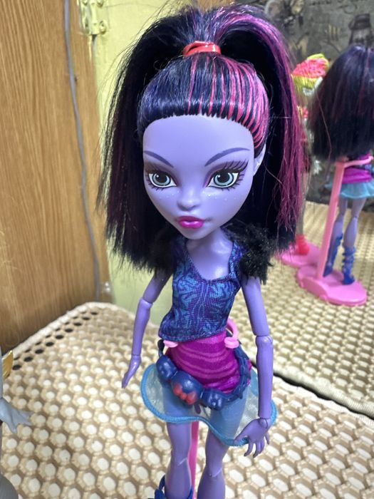 Продам кукол  монстр хай!