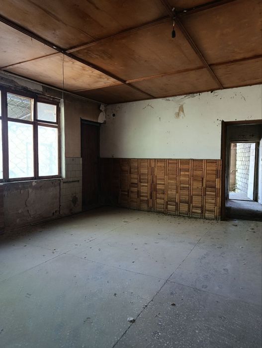 Мирзо Улугбек 37 сот нежилое. Все коммуникации