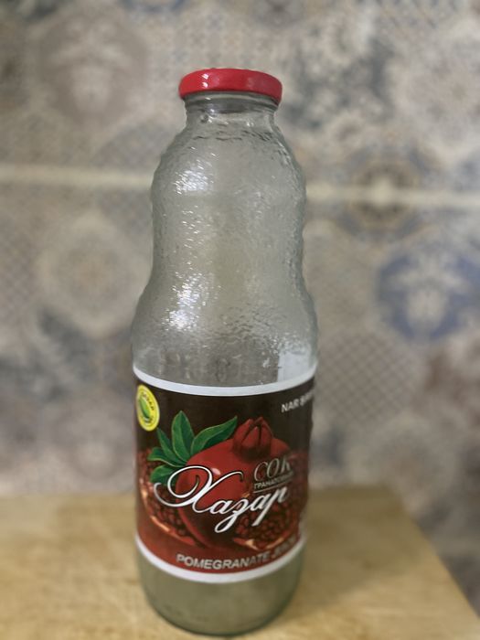 Бутылки литровые стеклянные с крышками