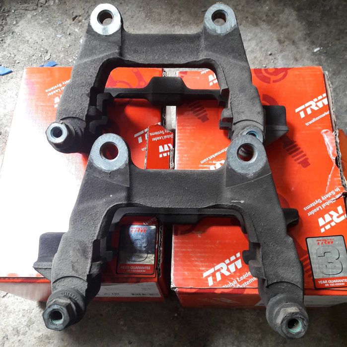 Etrieri frane spate AUDI A6-5 lei transportul