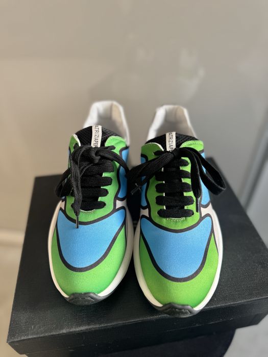 Чисто нови кецове “Patrizia Pepe”