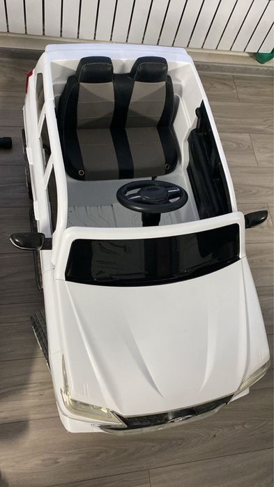 Детская машина Лексус 570