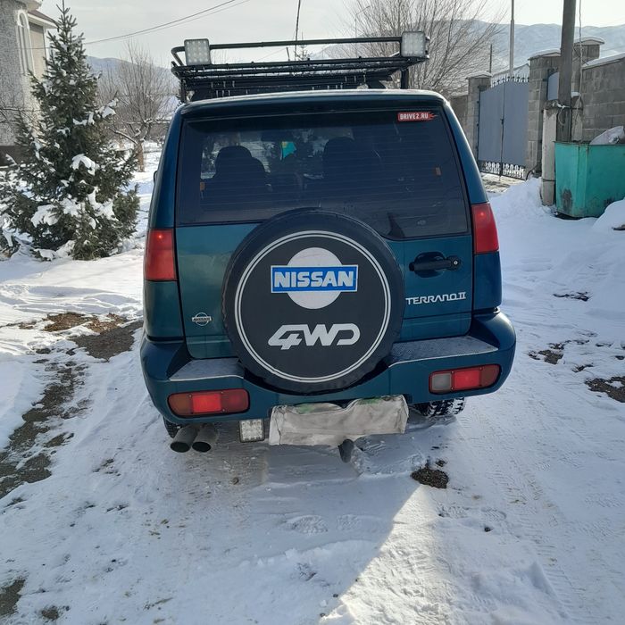 Продам машину Ниссан Террано 2