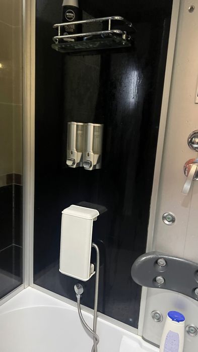 Cabină de duș cu hidromasaj