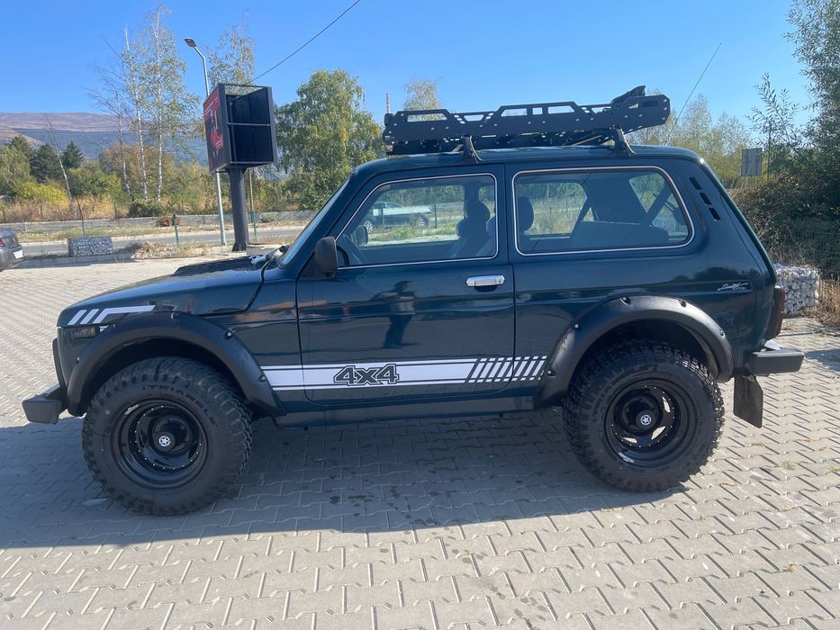 Лада Нива 4x4 1.7I
