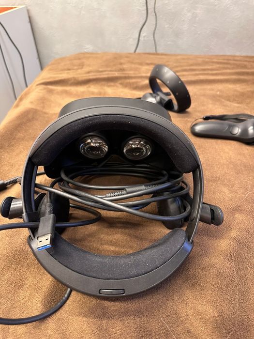 Продам очки виртуалтной реальности