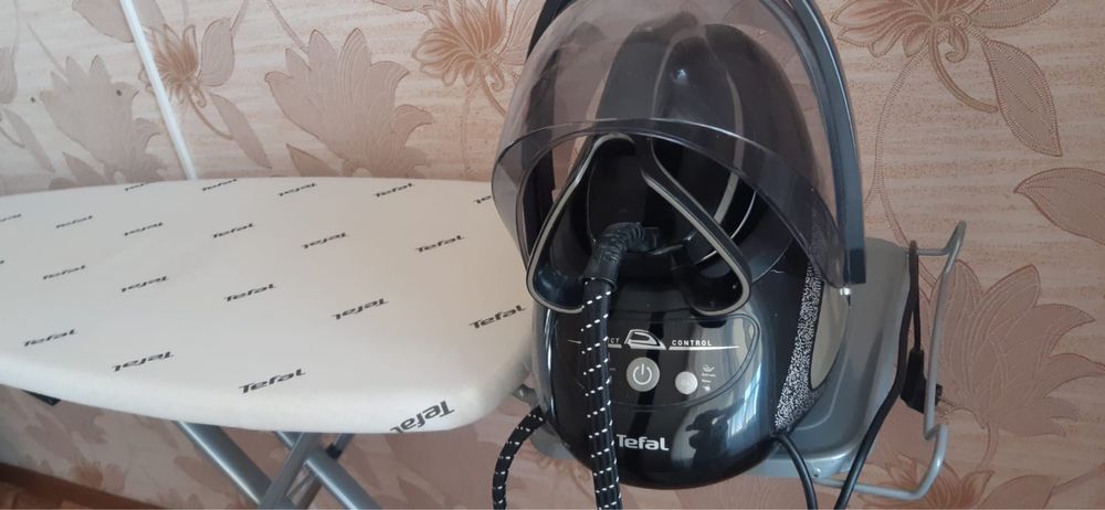 Продам парогенератор TEFAL