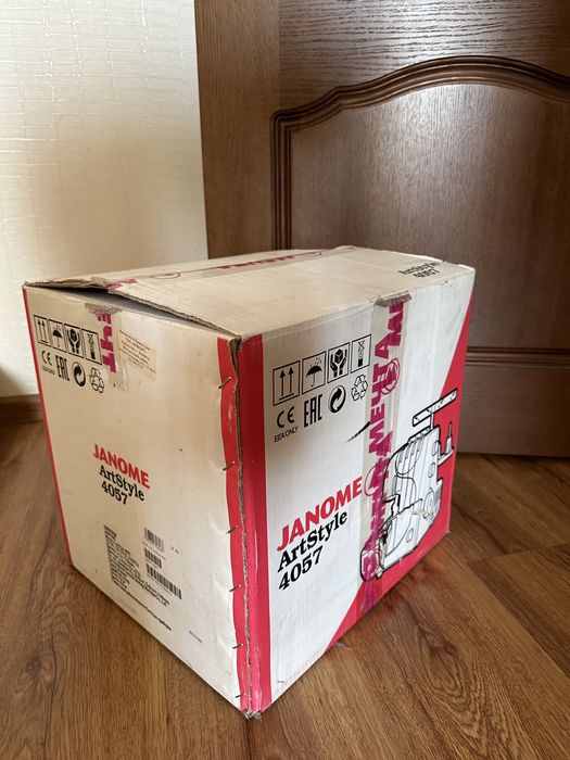 Оверлок Janome