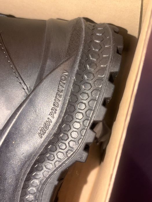 Нови военни кубинки