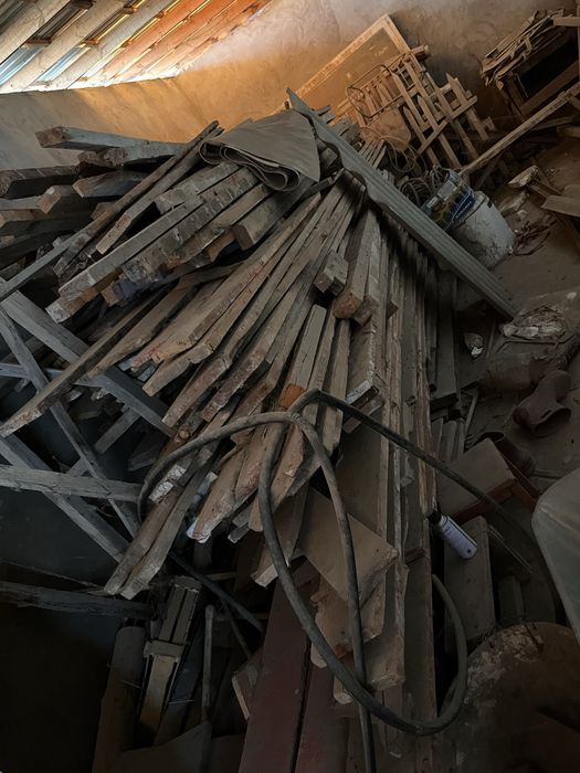 Пол ағаштар сатылады