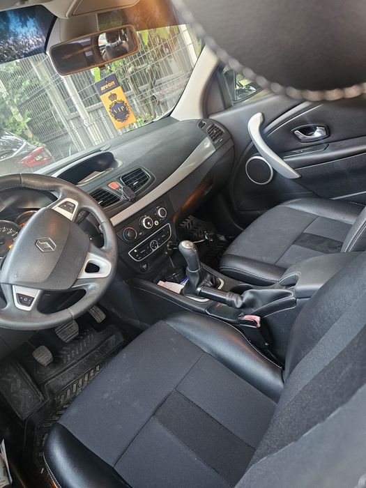 RENAULT Fluence 2011 — imagine 5