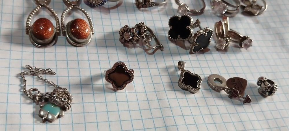 Серебро серьги кольца цепочки  разные