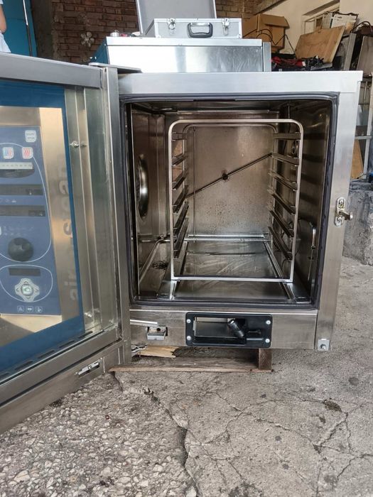 Конвектомат Electrolux 6 тави с 6 месеца гаранция