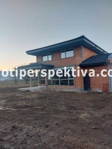 Продава се Къща в с. Първенец, Област Пловдив - 242 кв.м за 1405 €/кв.м - Снимка #1
