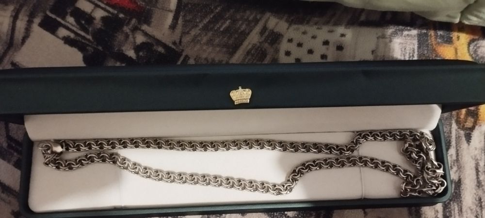 Продам серебряную цепочку