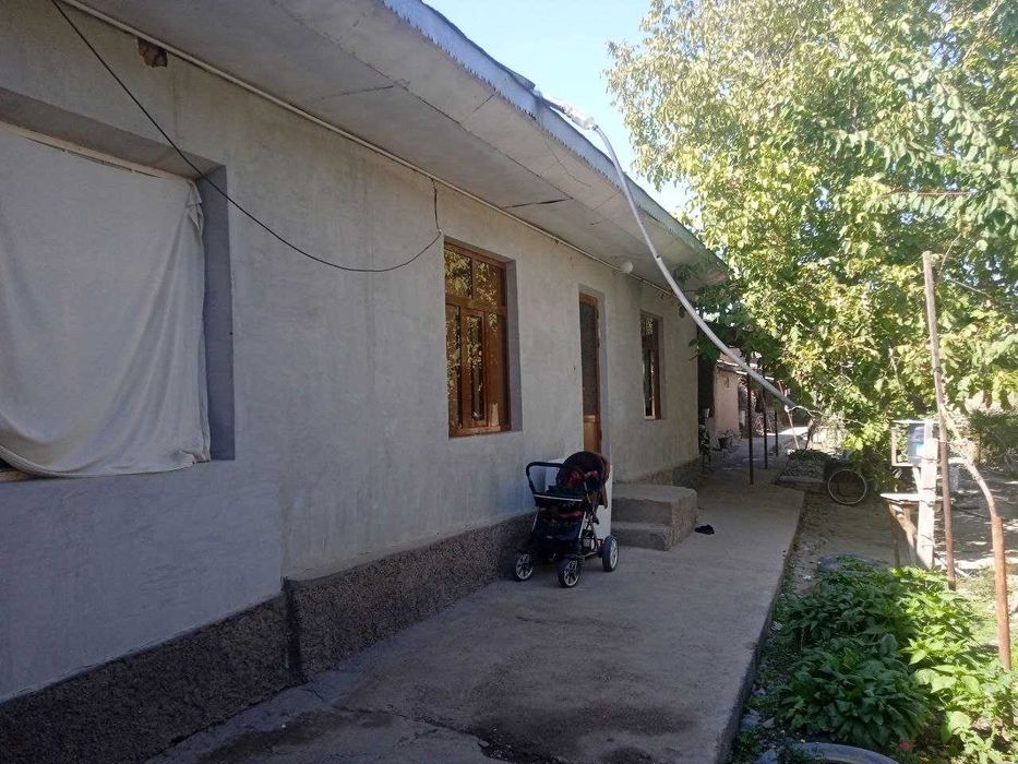 Parkent tumani Samsarak qishlog'ida uy sotiladi