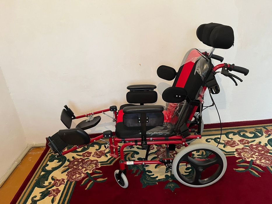 Коляска для инвалидов