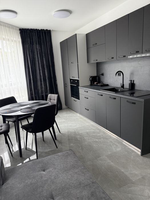 Дава се под наем Двустаен апартамент в Свиленград - 65 кв.м за 1000 € - Снимка #2