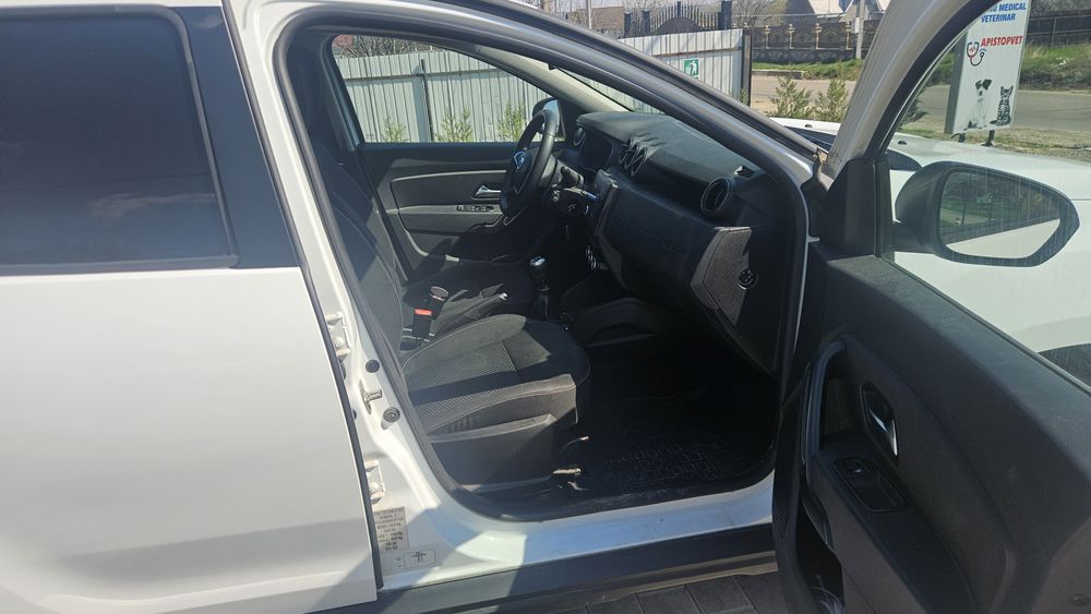 Duster 4x4 utilitara