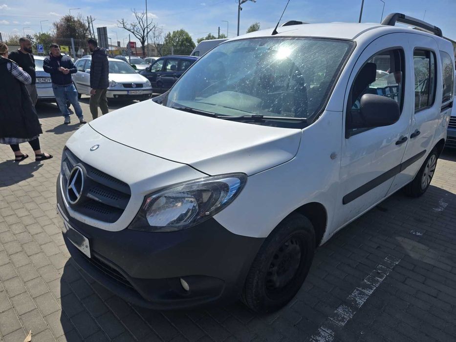Dezmembrari dezmembrez Mercedes Citan 1.5 cdi cod motor K9K