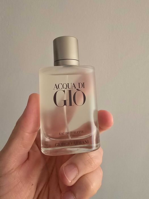 Колекция мъжки парфюми Armani Acqua di Gio Prada Luna Rossa Ocean Carbon Versace Eros Energy