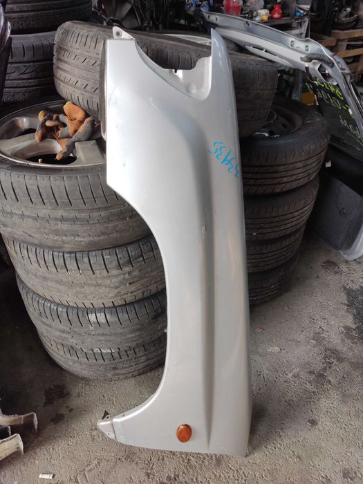 Крыло Субару  форестер переднее