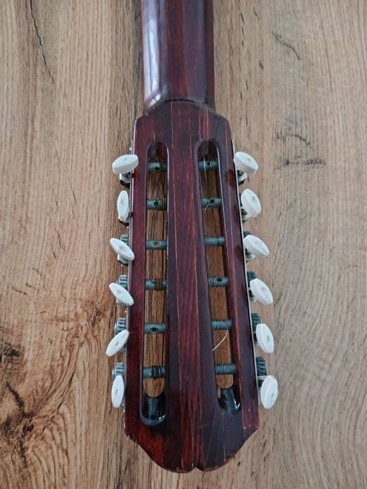 Sotiladi sovetskaya gitara termiz shaxar