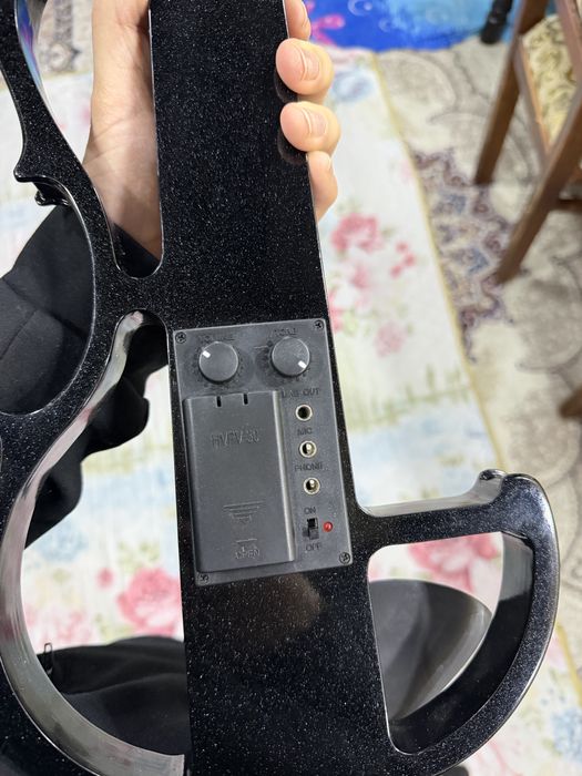 Elektron skripka sotila